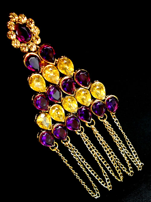Brooch/Sareepin